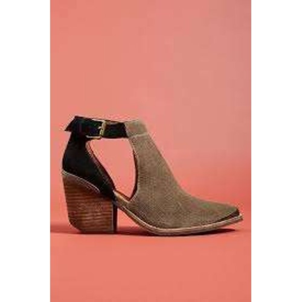 Jeffrey Campbell Woodruff Tan Black Suede Cutout Ankle Boots SZ 8.5 Boho Wester